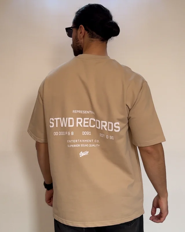 تیشرت کرم گرم بالا pull&bear